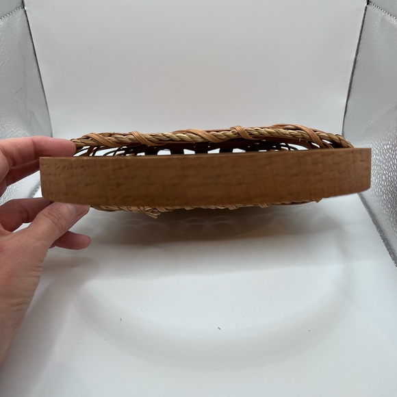 Vintage wall hanging basket hand painted birdhouses wicker rattan weave basket - Picture 6 of 10